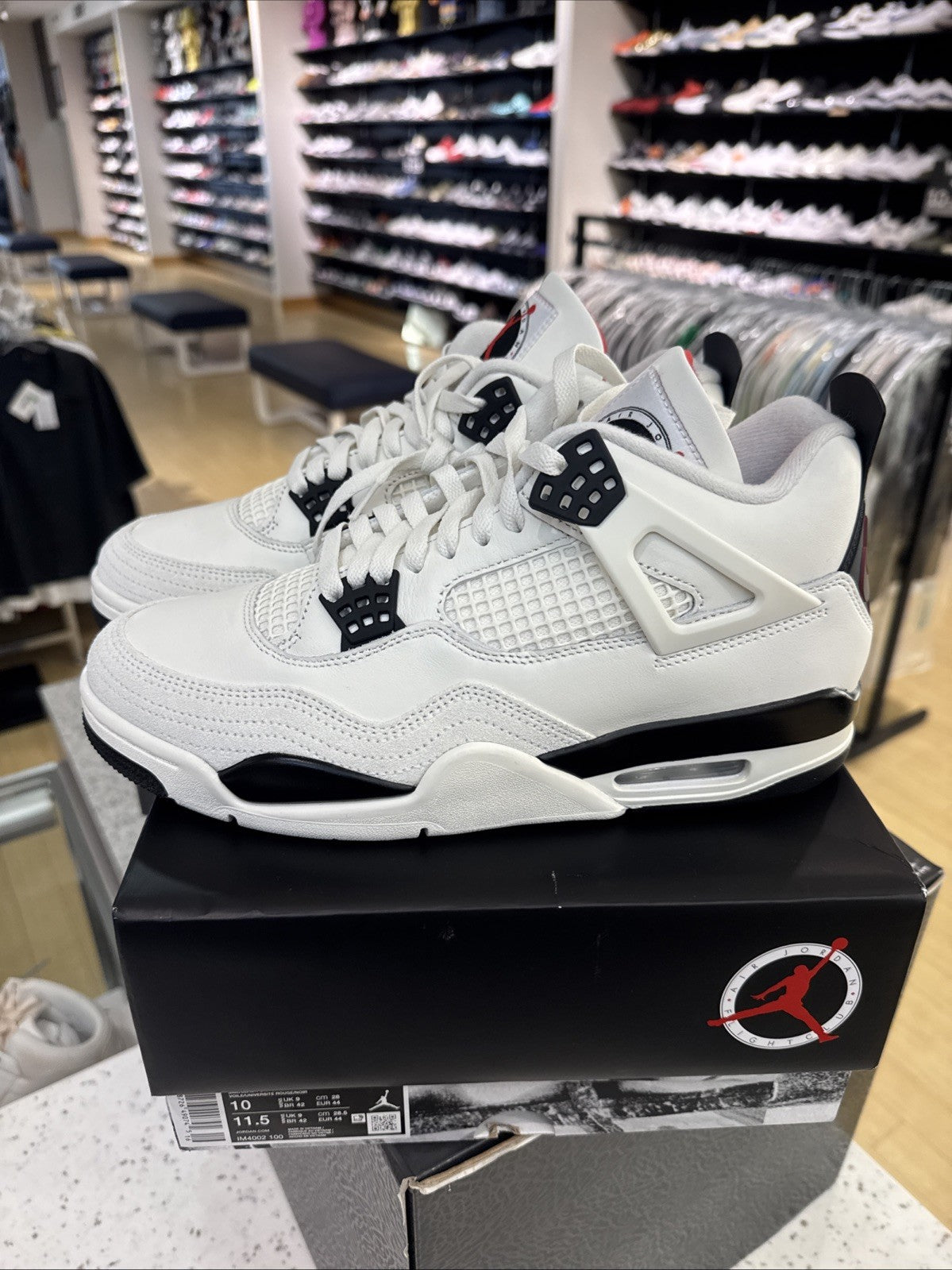 Size 10 - Air Jordan 4 Retro Flight Club