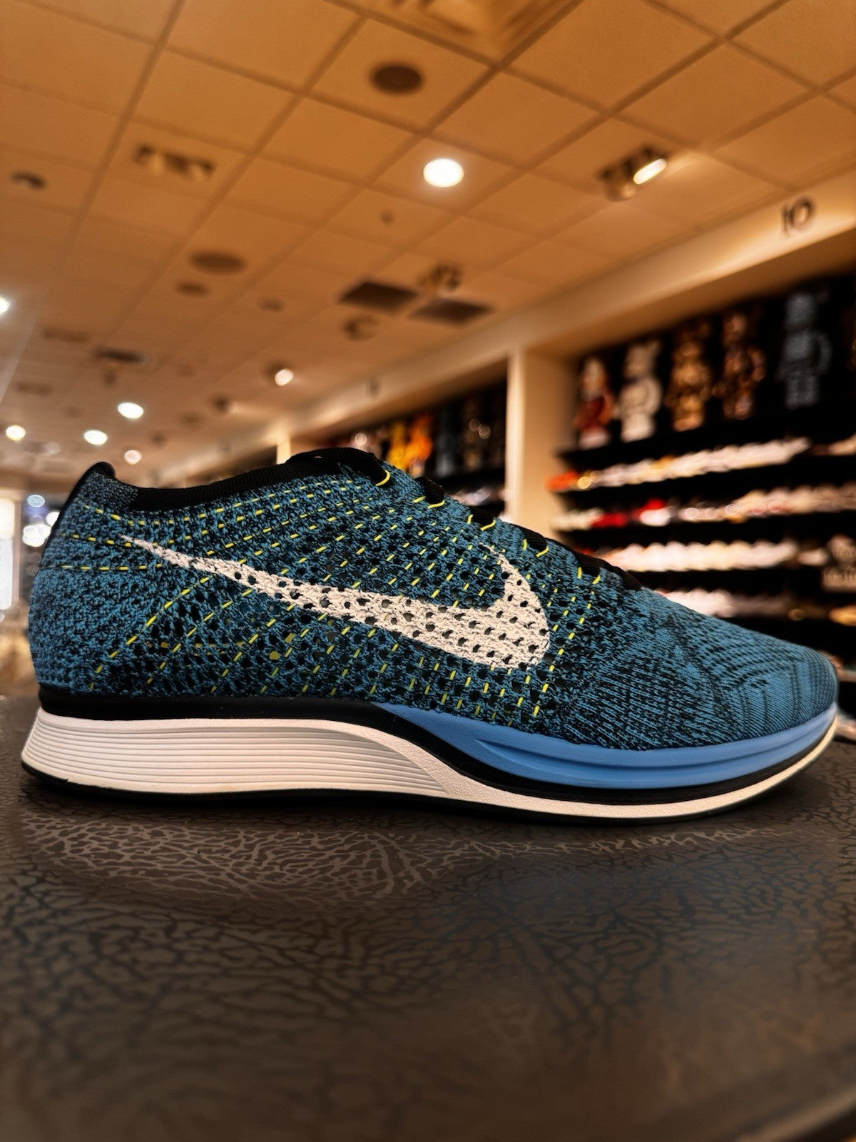 Nike Flyknit Racer Blue Cactus Size 9