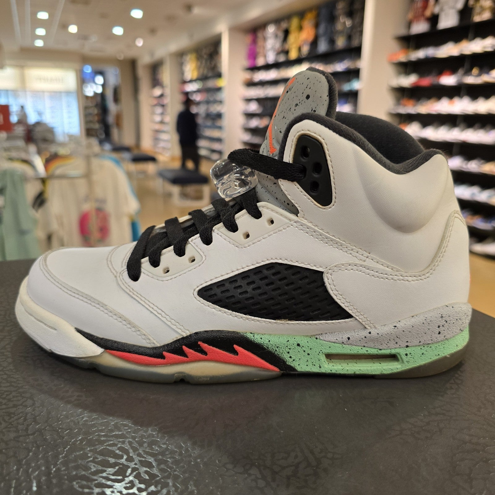 Size 6.5Y - Air Jordan 5 Retro Poison Green