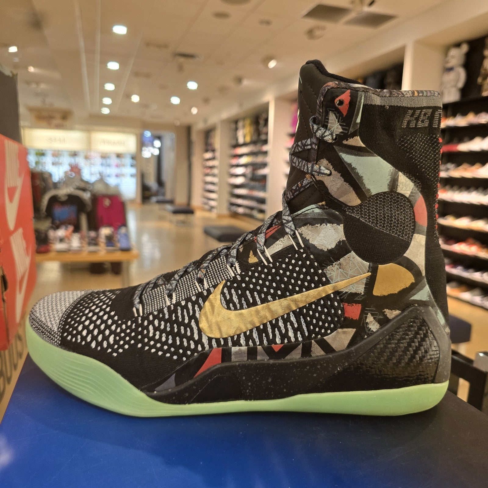 Size 13 - Nike Kobe 9 Elite NOLA Gumbo League Maestro