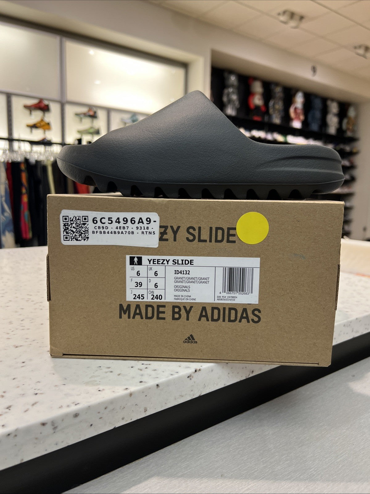 Adidas Yeezy Slide Granite Sz 6 USED