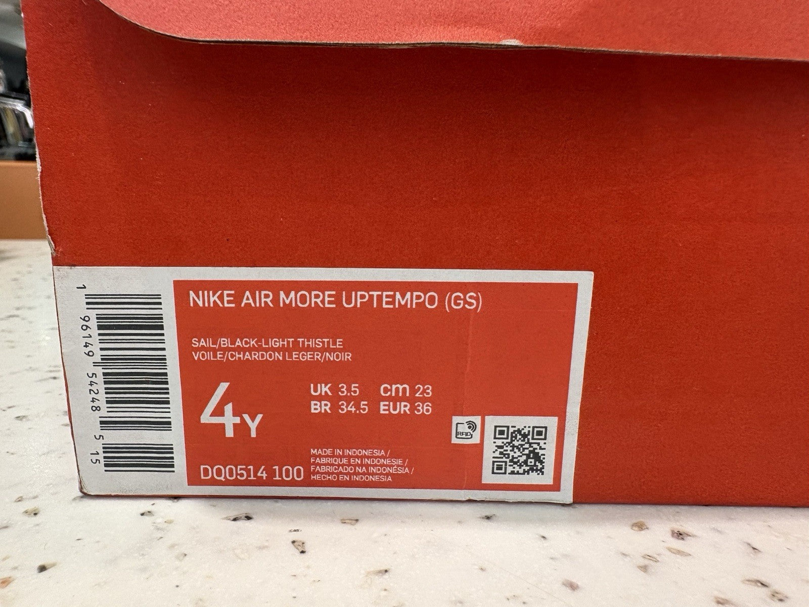 Nike Air More Uptempo 96 QS Thank You, Wilson (GS) Size 4Y DEFECT