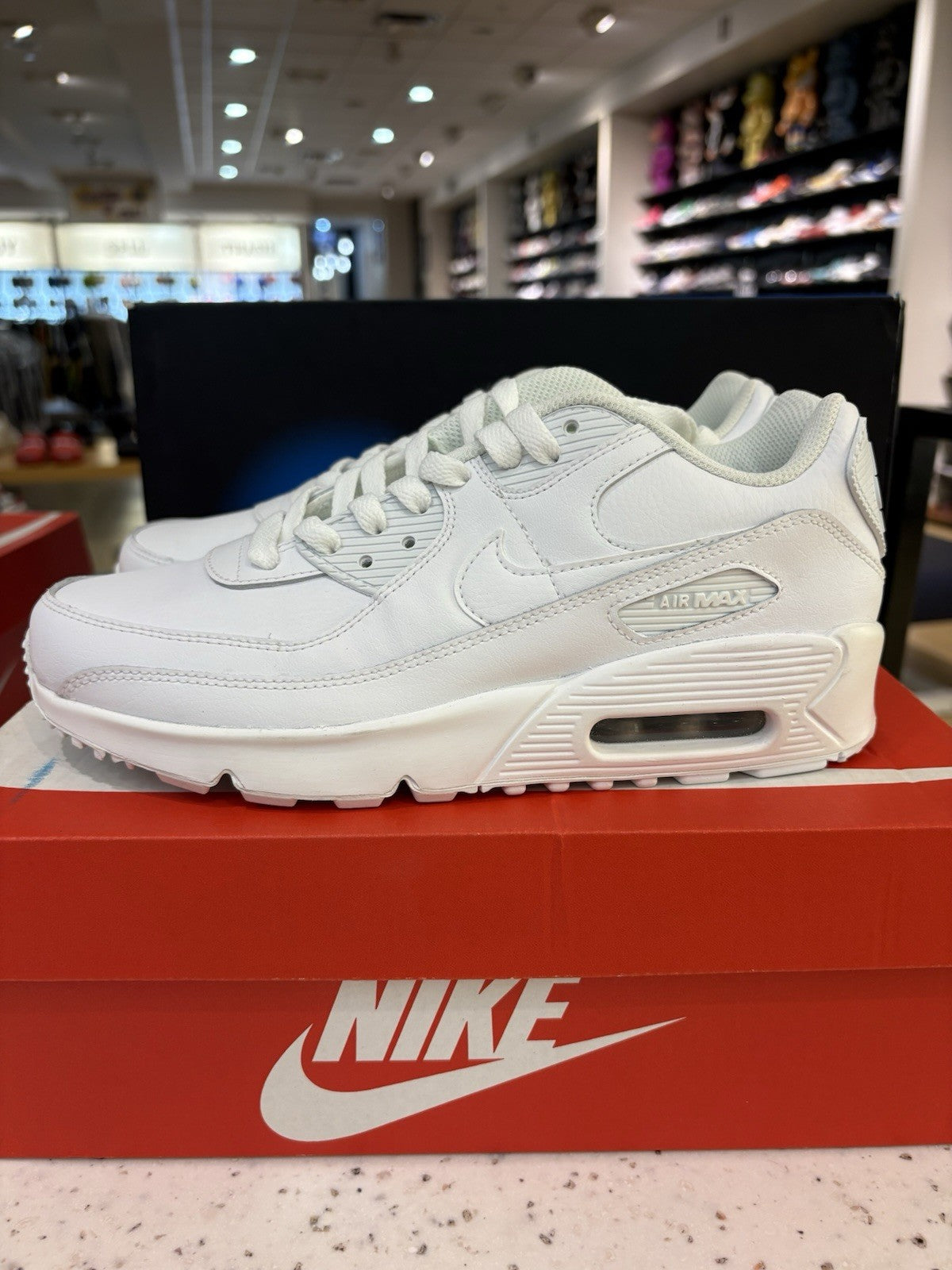 Nike Air Max 90 Low White Sz 5.5Y DEFECT