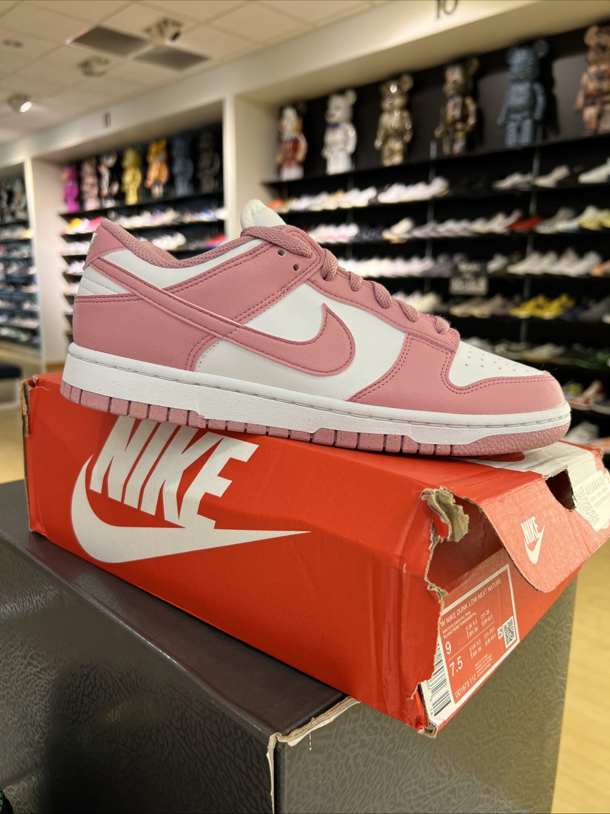 Nike Dunk Low Next Nature White Elemental Pink Sz 9 DEFECT