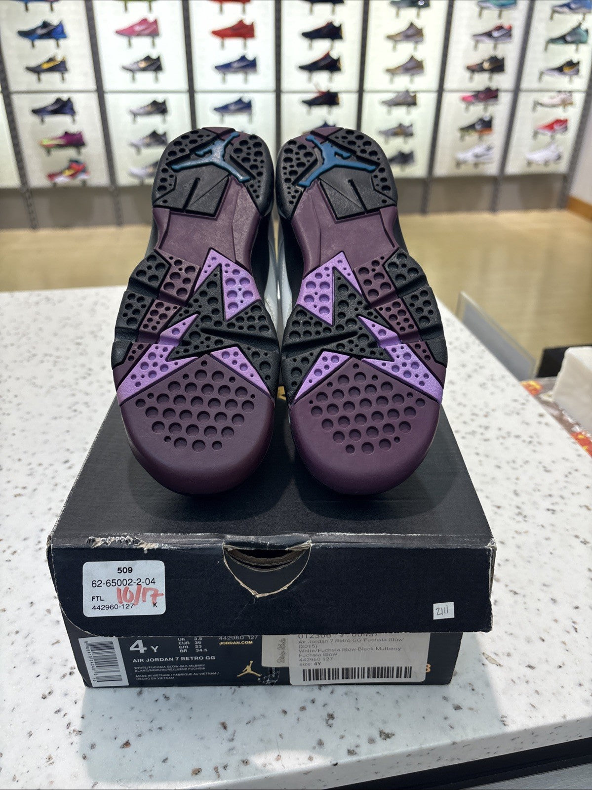 Jordan Retro 7 ‘Fuschia’ Size 4Y DEFECT