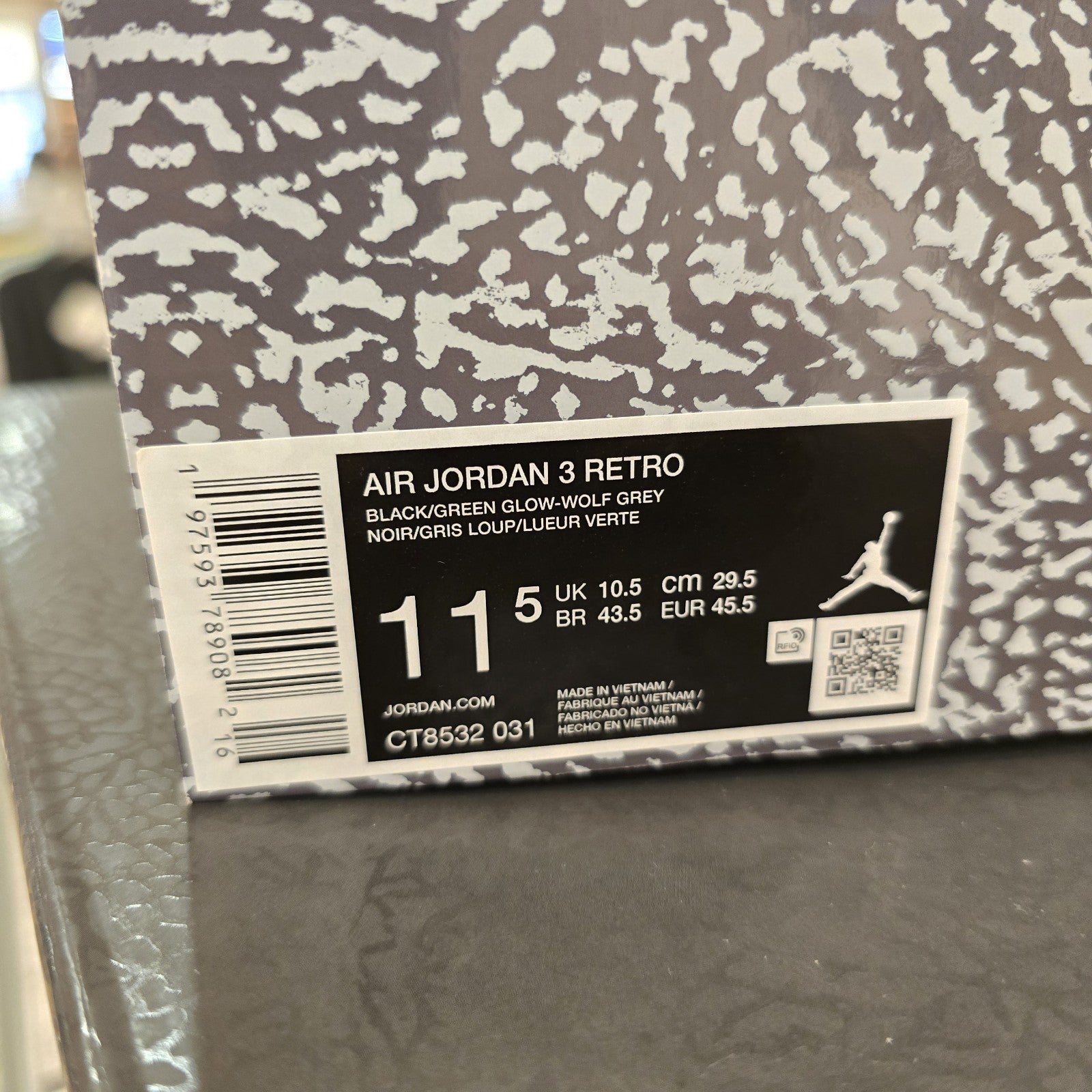 Size 11.5 - Air Jordan 3 Retro Green Glow