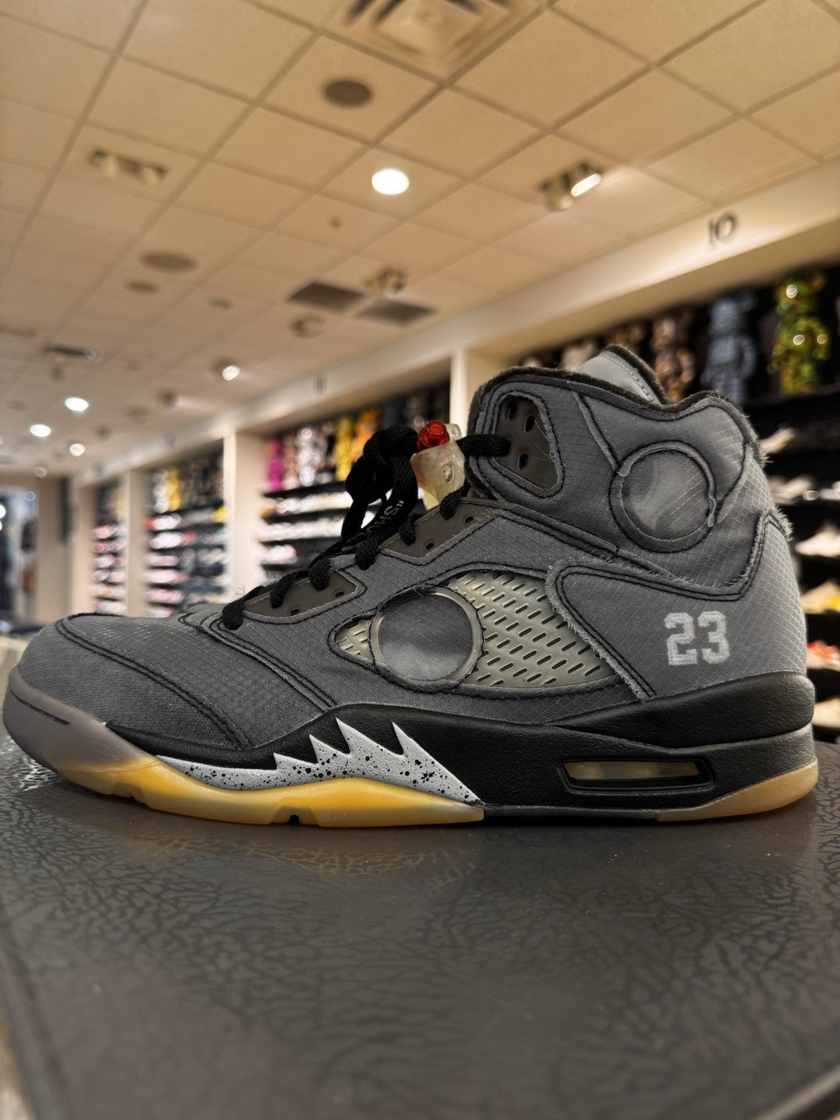 Jordan 5 Retro SP x Off-White Muslin Size 10.5 USED