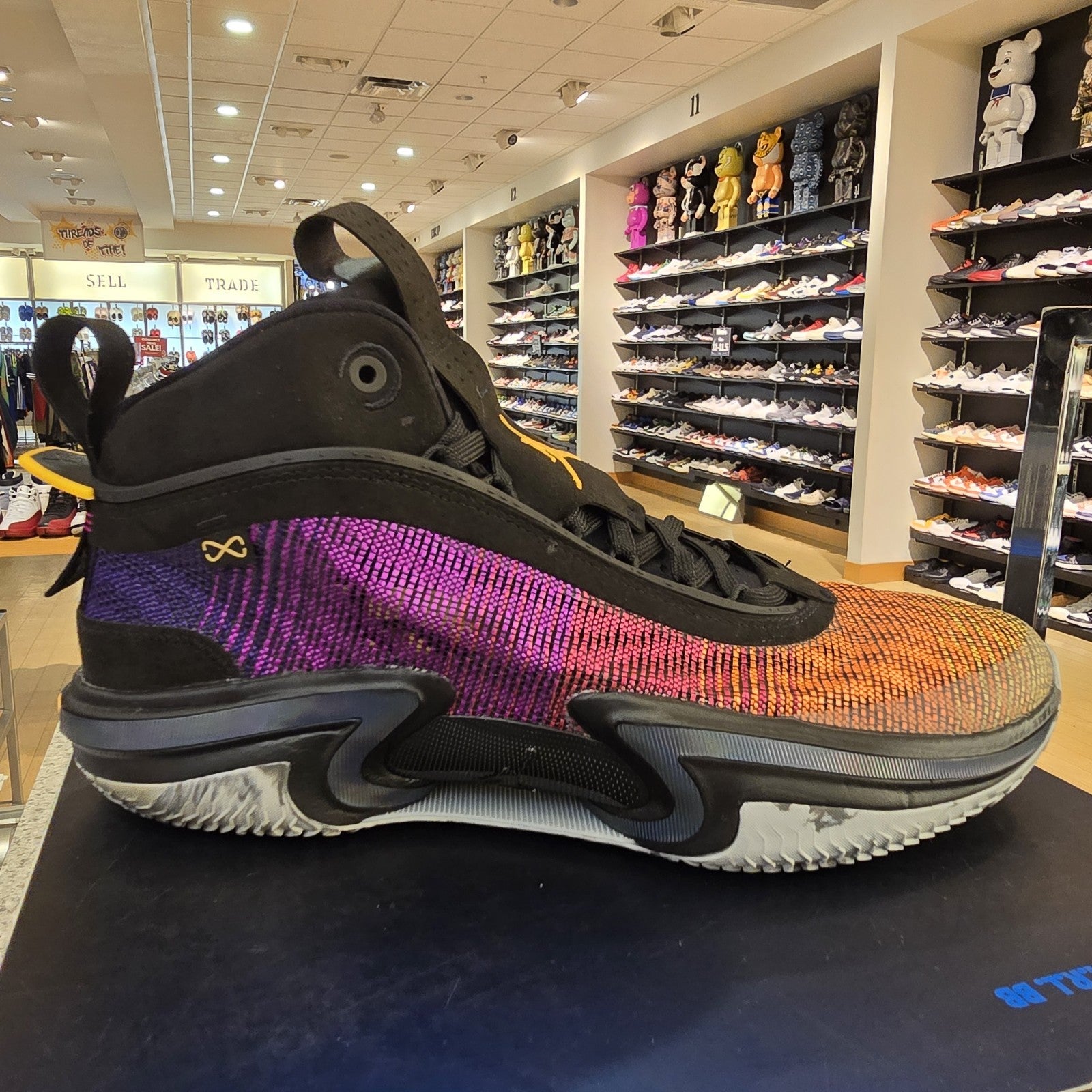 Size 12 - Air Jordan 36 Heatwave