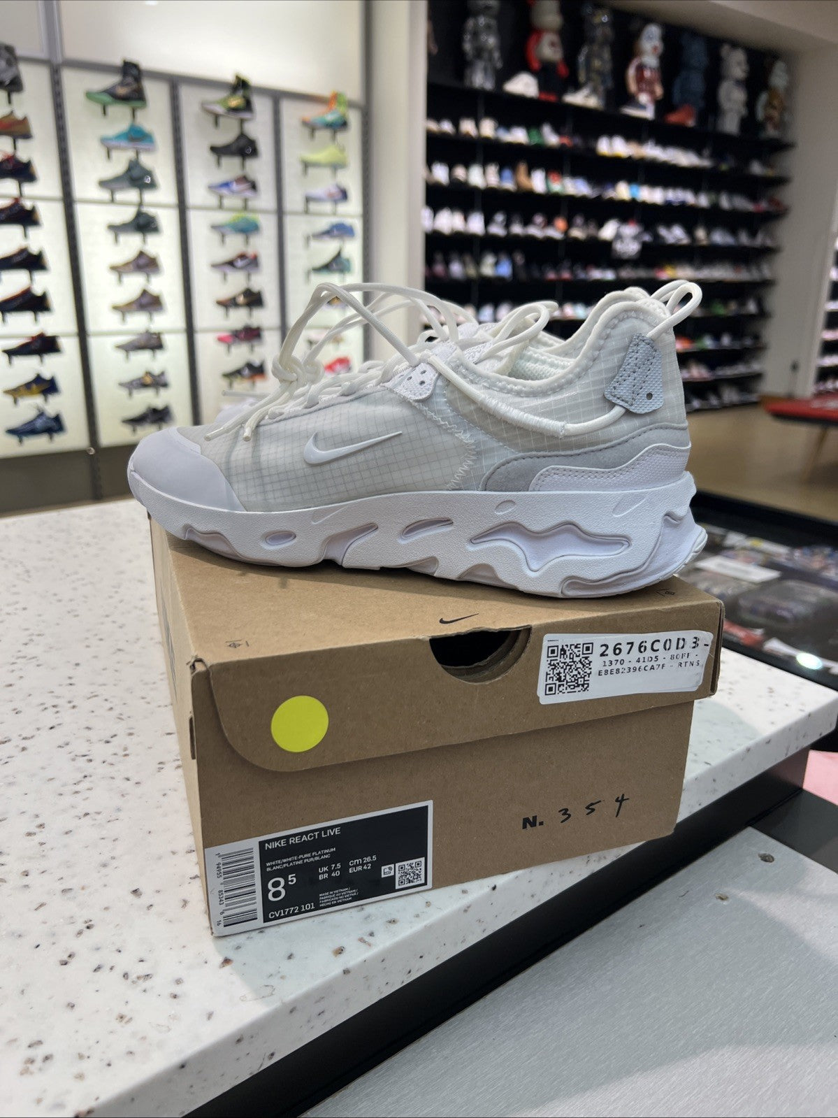 Nike React Live White Pure Platinum Sz 8.5