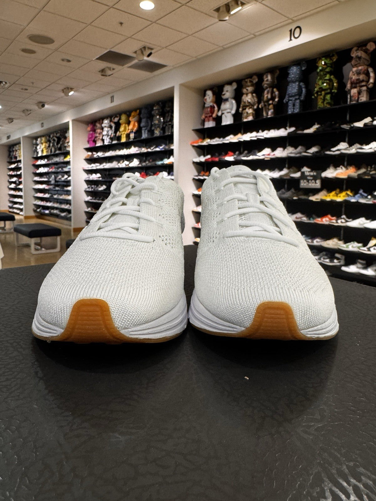 Nike Flyknit Trainer White Gum Size 9