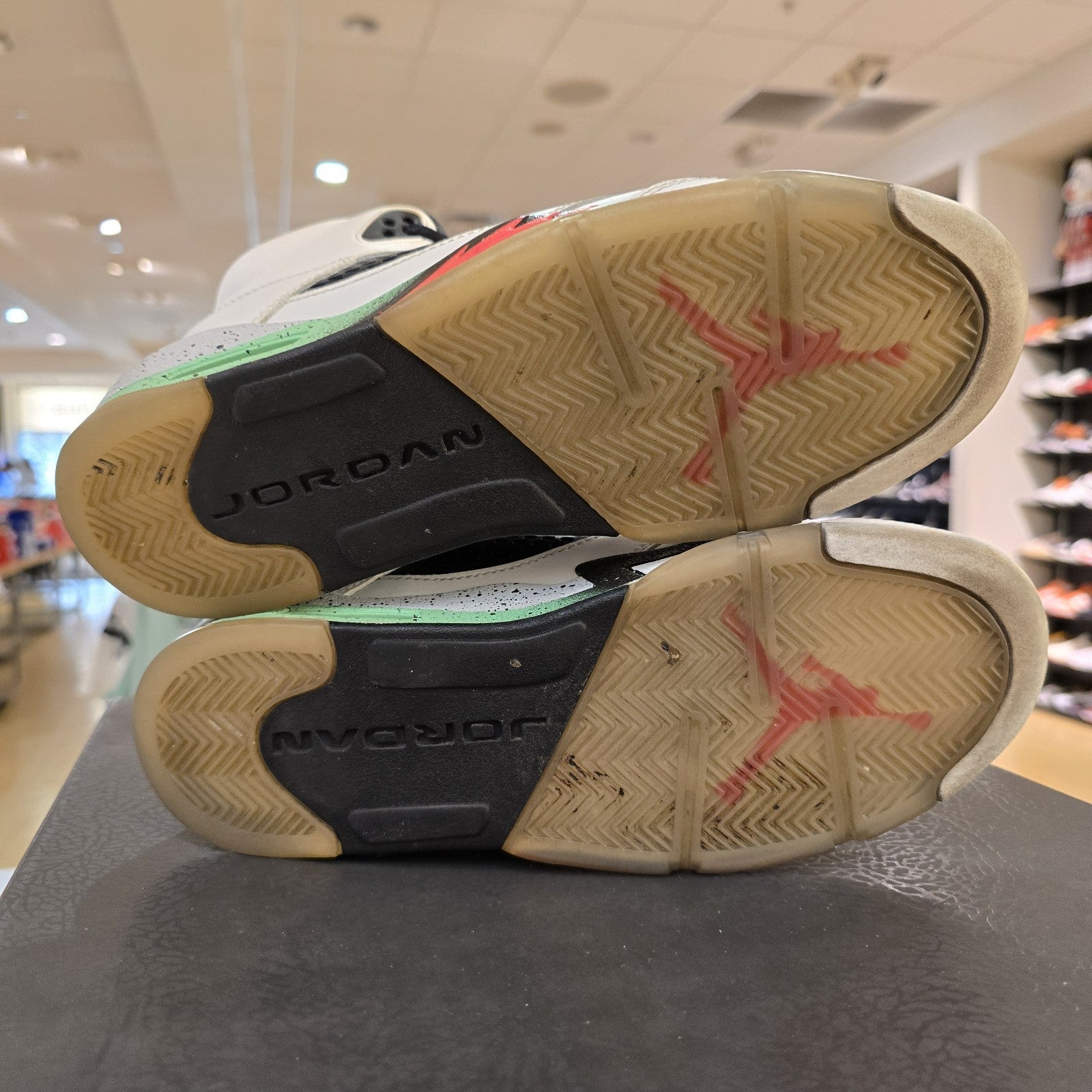 Size 6.5Y - Air Jordan 5 Retro Poison Green