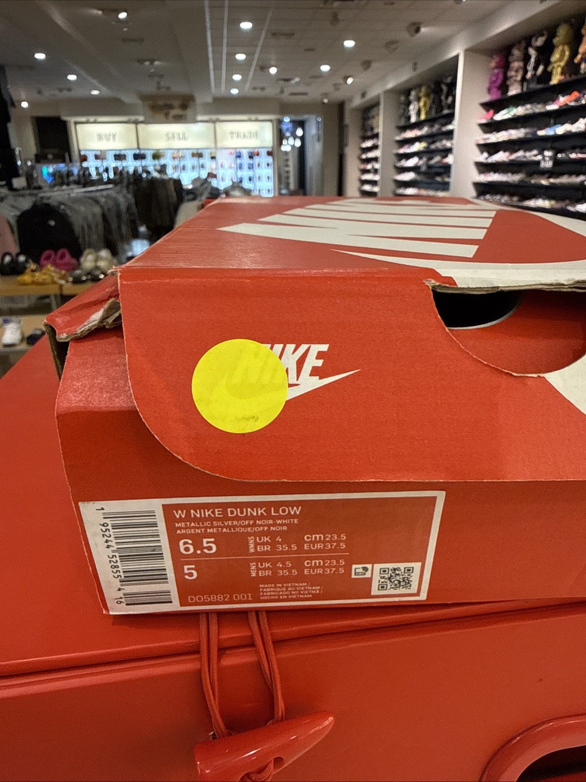Size 6.5 - Nike Dunk Low Golden Gals W