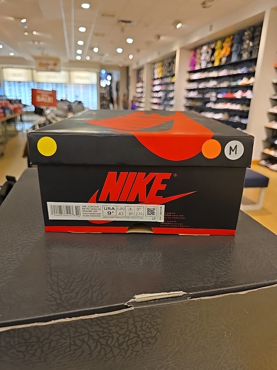 Size 9.5 - Jordan 1 Retro OG High Dark Mocha