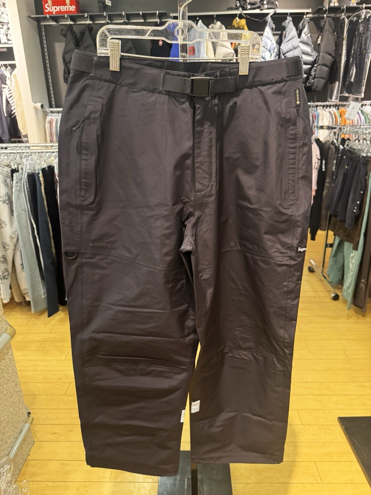 Supreme Gore-Tex Pant FW24 Black Size 32