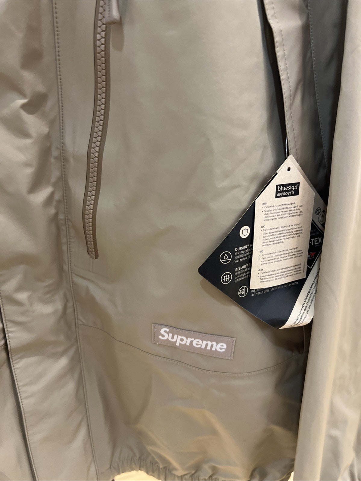 Supreme GORE-TEX Taped Seam Shell Jacket Tan Sz L
