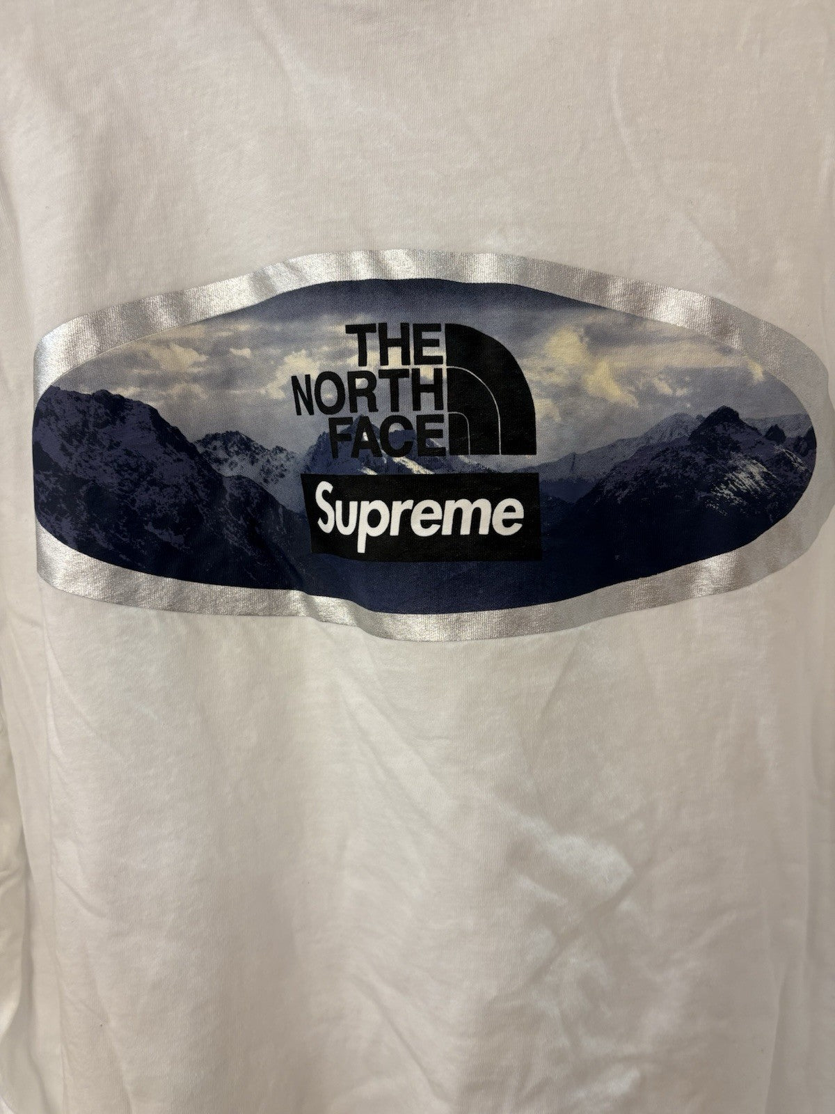 Supreme The North Face Mountains Tee White Sz XL Small Snag