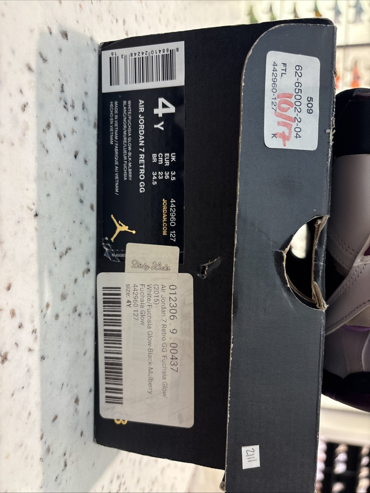 Jordan Retro 7 ‘Fuschia’ Size 4Y DEFECT