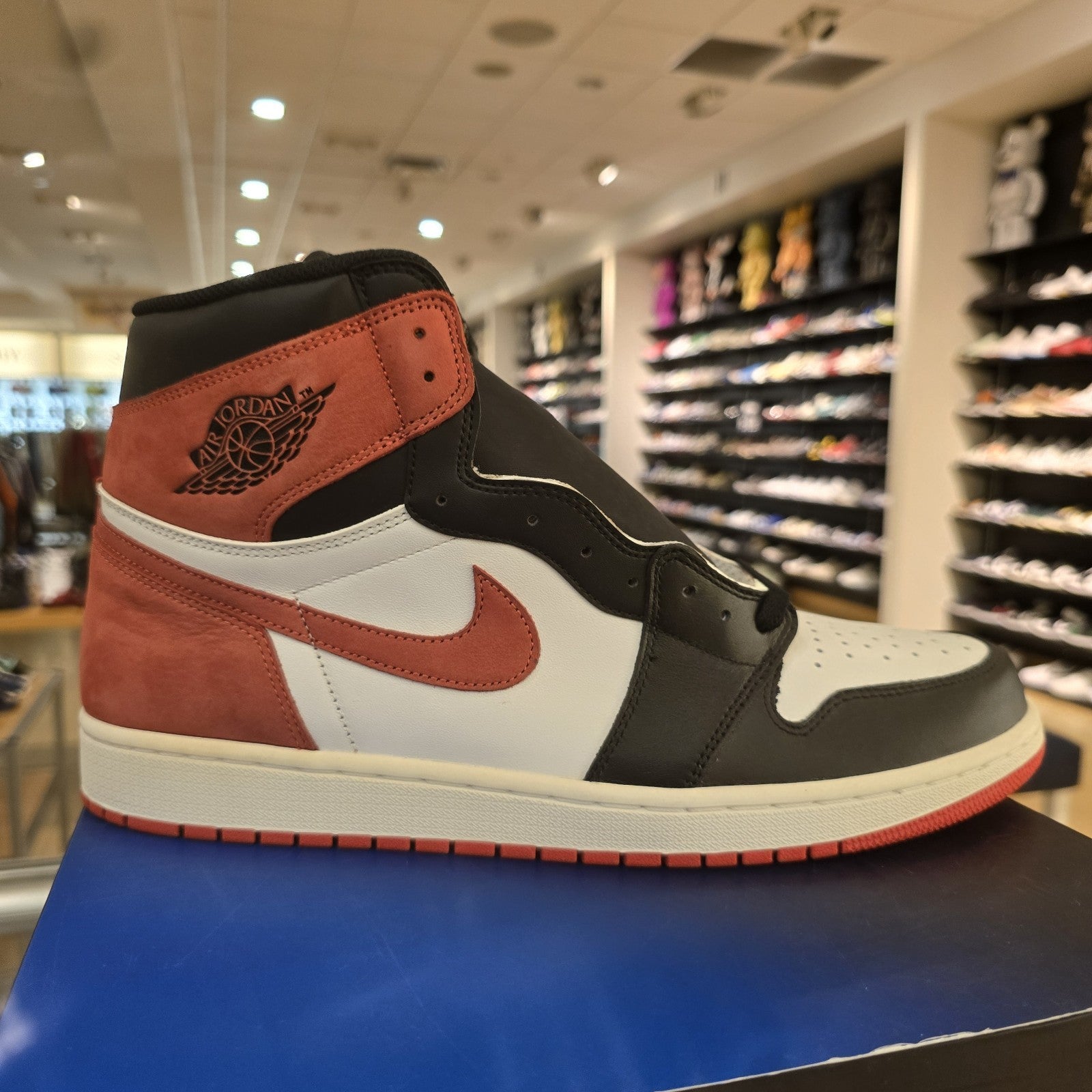 Air Jordan 1 Retro OG High Best Hand in the Game Track Red SZ 15 YELLOWED