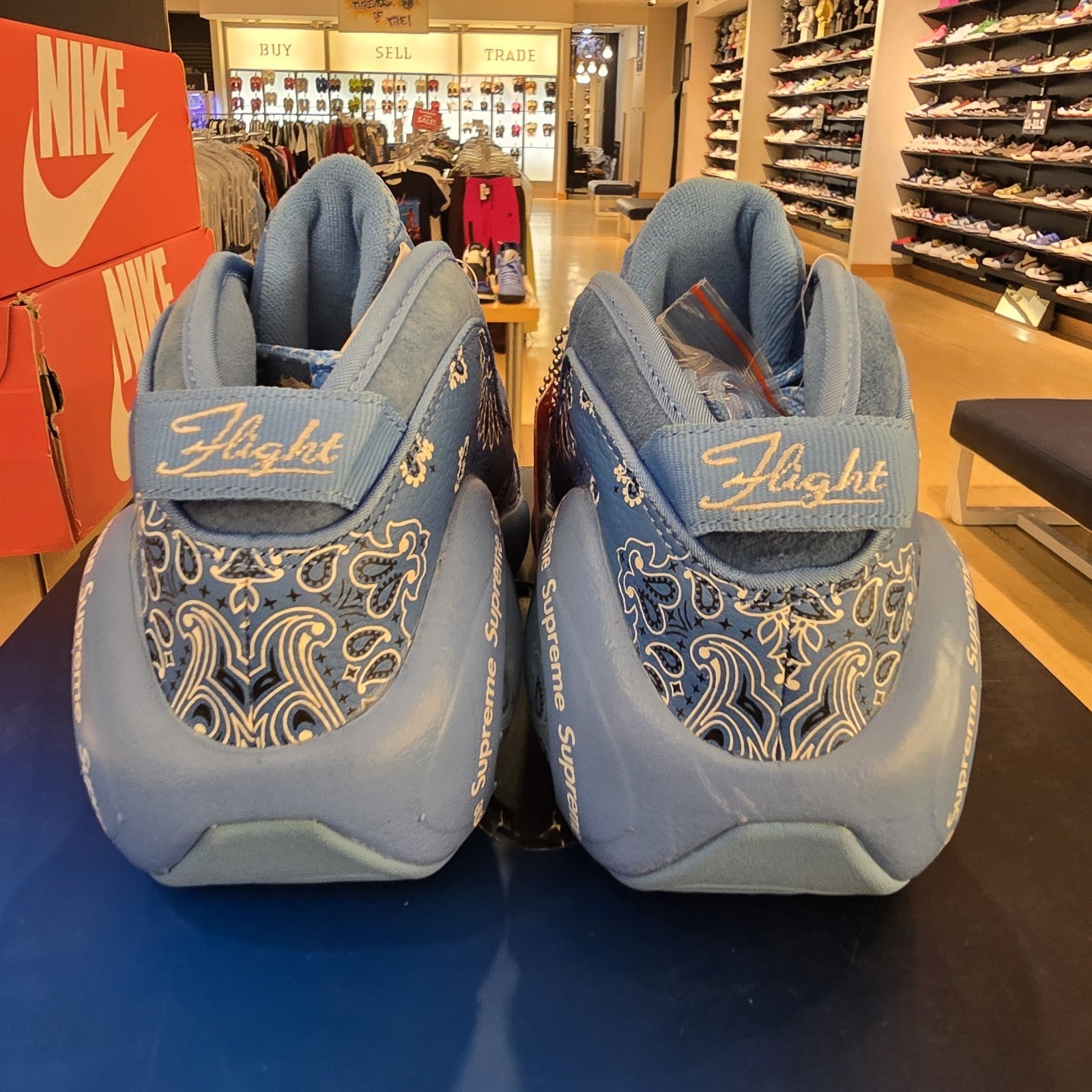 Supreme x Nike Air Zoom Flight 95 SP University Blue SZ 6 Yellowed