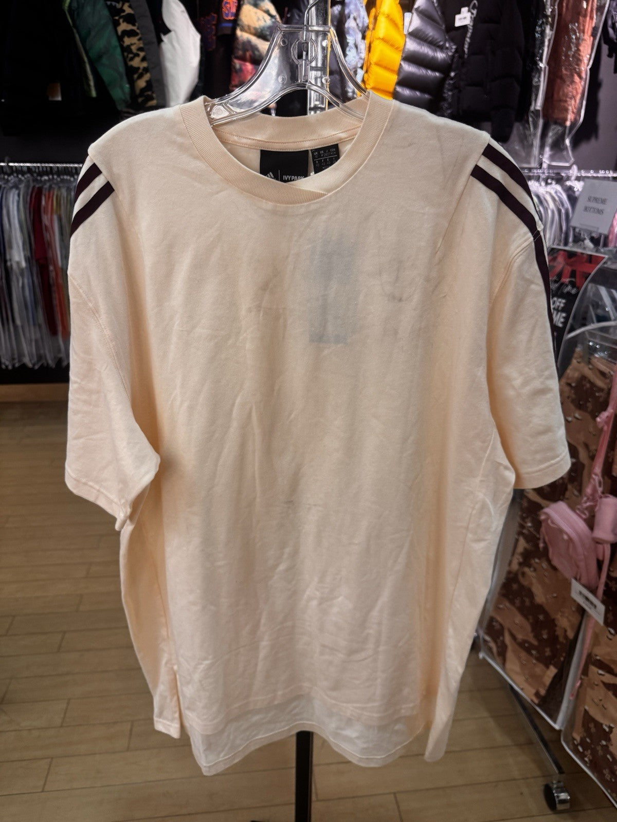 Adidas x Ivy Park oversized Tee SMALL STAIN Size M