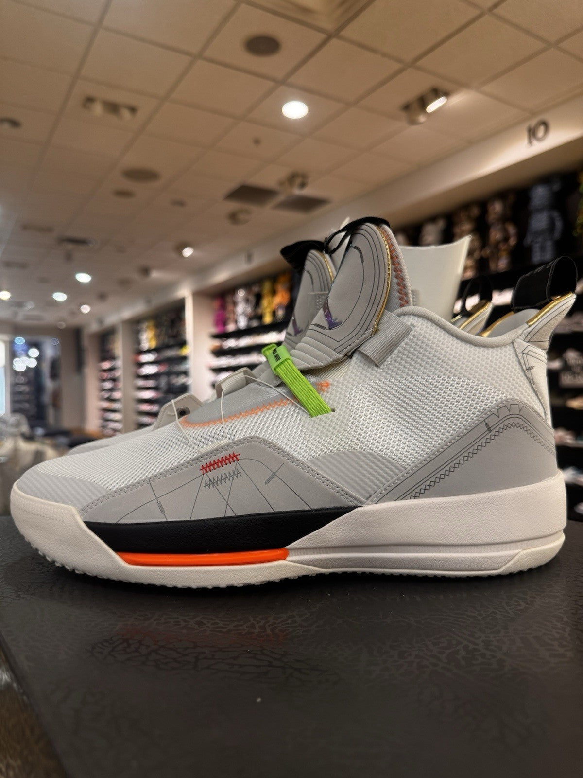 Jordan XXXIII Vast Grey Size 11