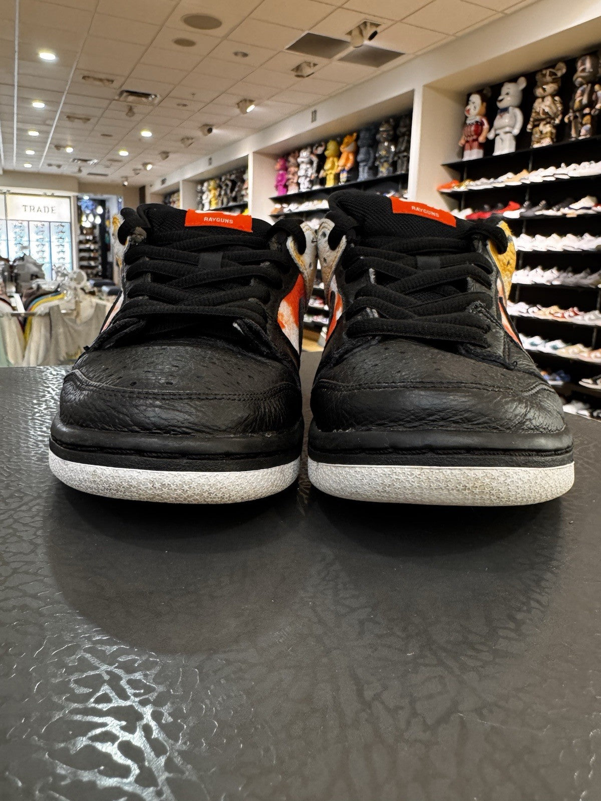 Nike Dunk SB Low Tie-Dye Raygun - Black Size 8 USED
