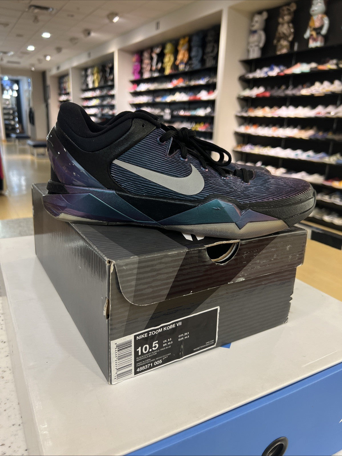 Nike Zoom Kobe VII 7 Invisibility Cloak Size Sz 10.5 USED