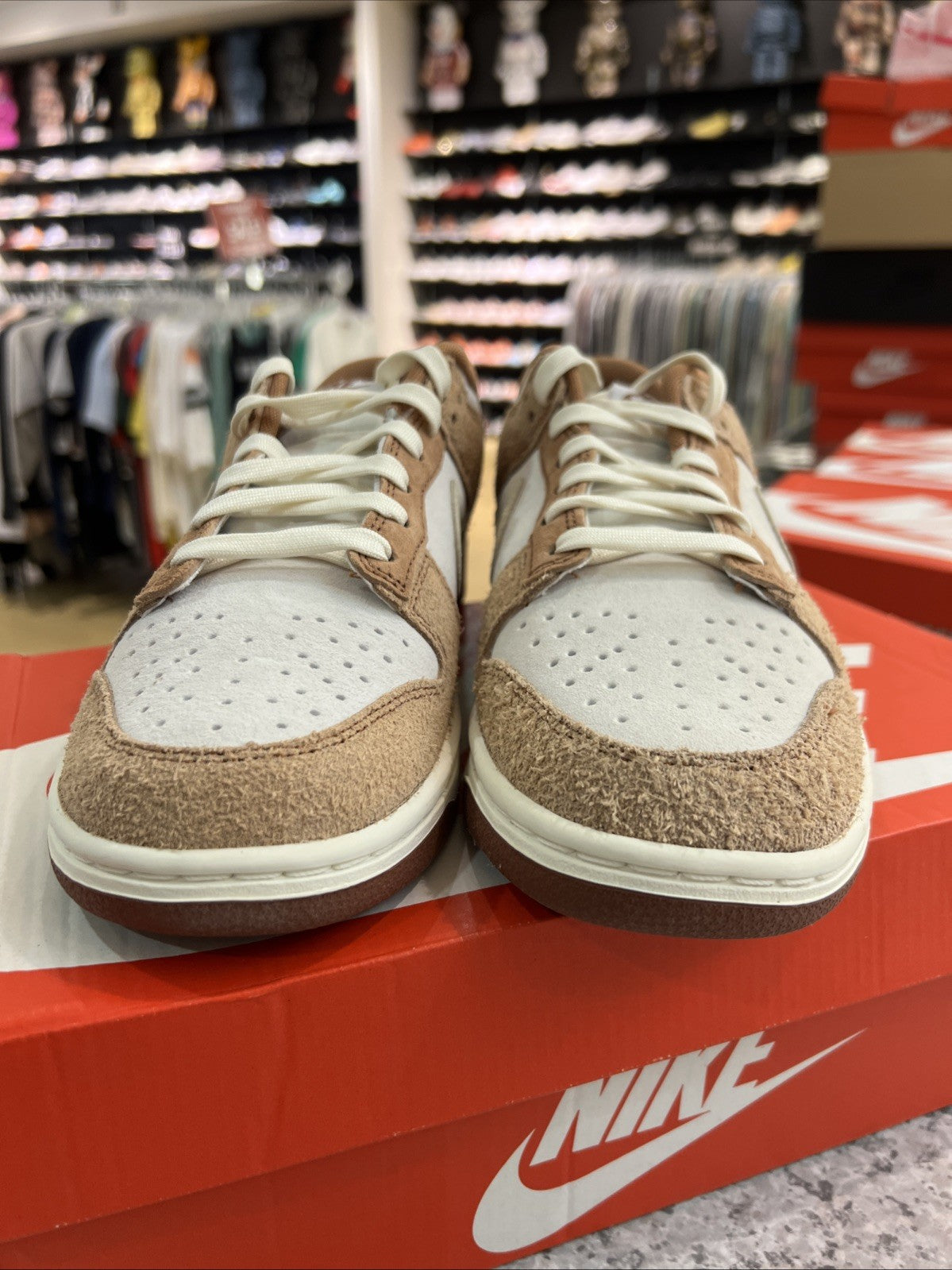 Nike Dunk Low Premium Medium Curry Sz 8