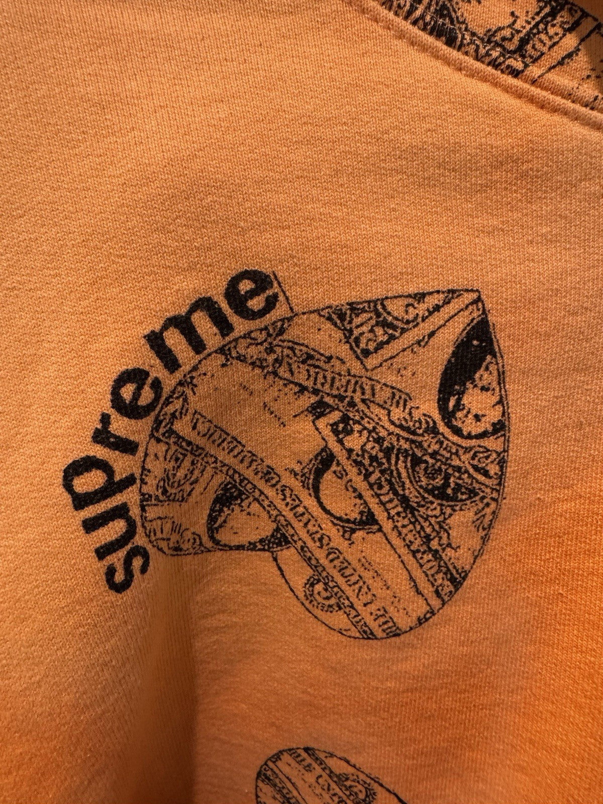 Supreme Love Cash Sweatshirt Peach Size L