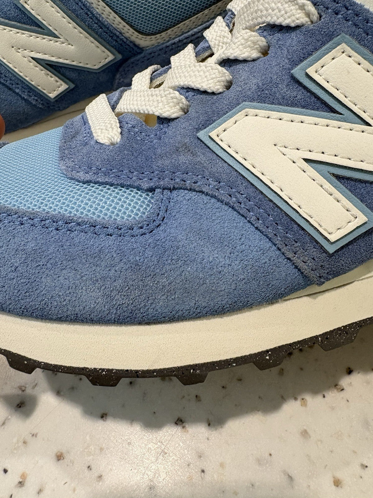 New Balance 574 Blue Laguna Sea Salt Size 5 DEFECT & MISSING BOX