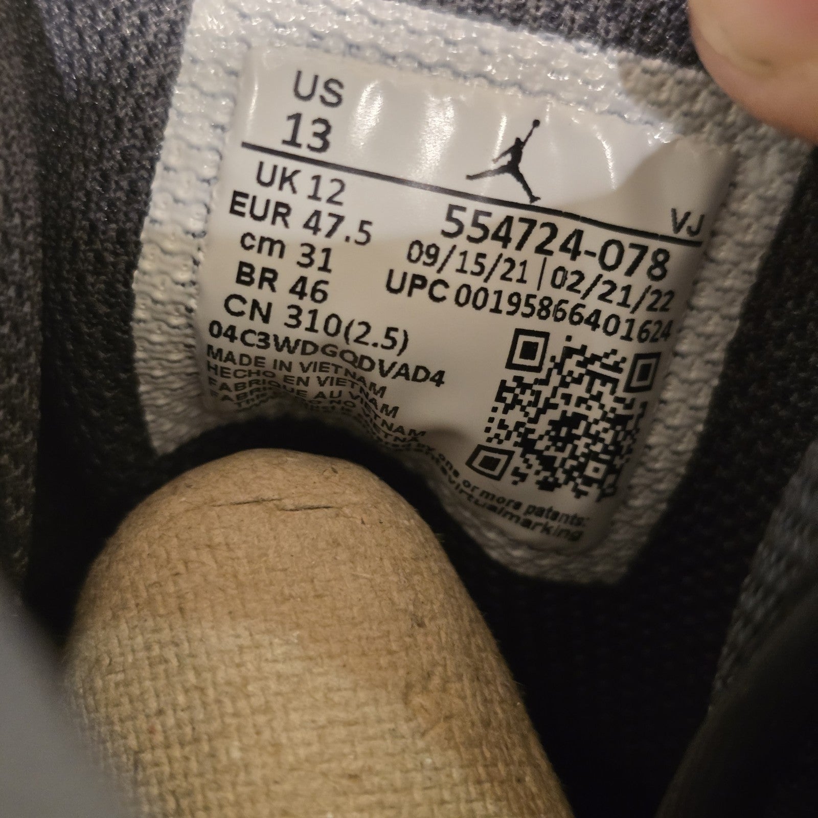 Size 13 - Jordan 1 Mid Light Smoke Grey (Yellowing)