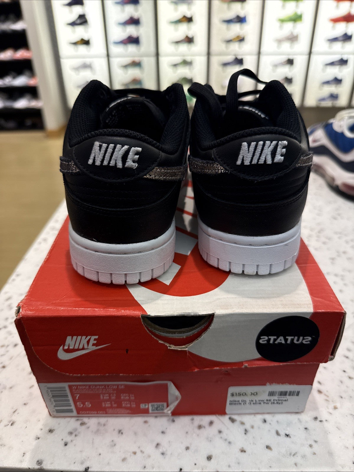 Nike Dunk SE Low Primal Black WOMANS 7