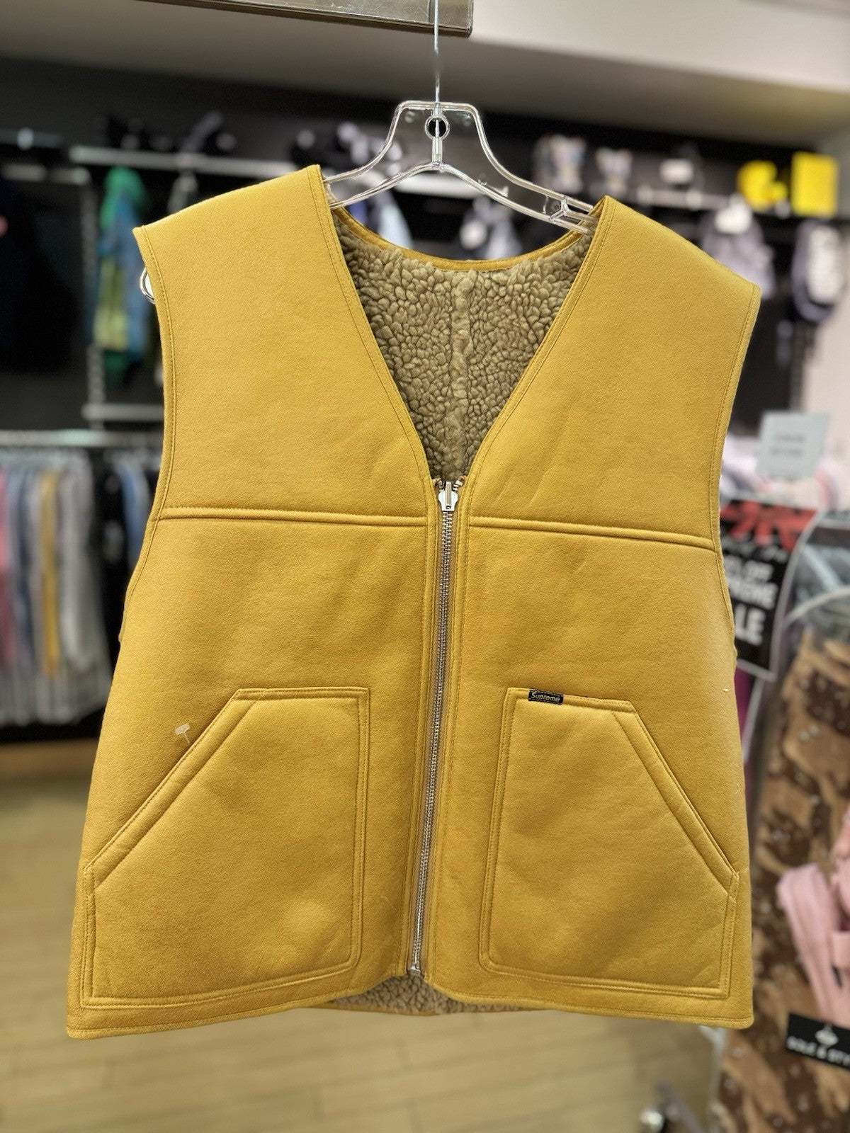 Supreme Reversible Faux Shearling Work Vest Yellow Size Large