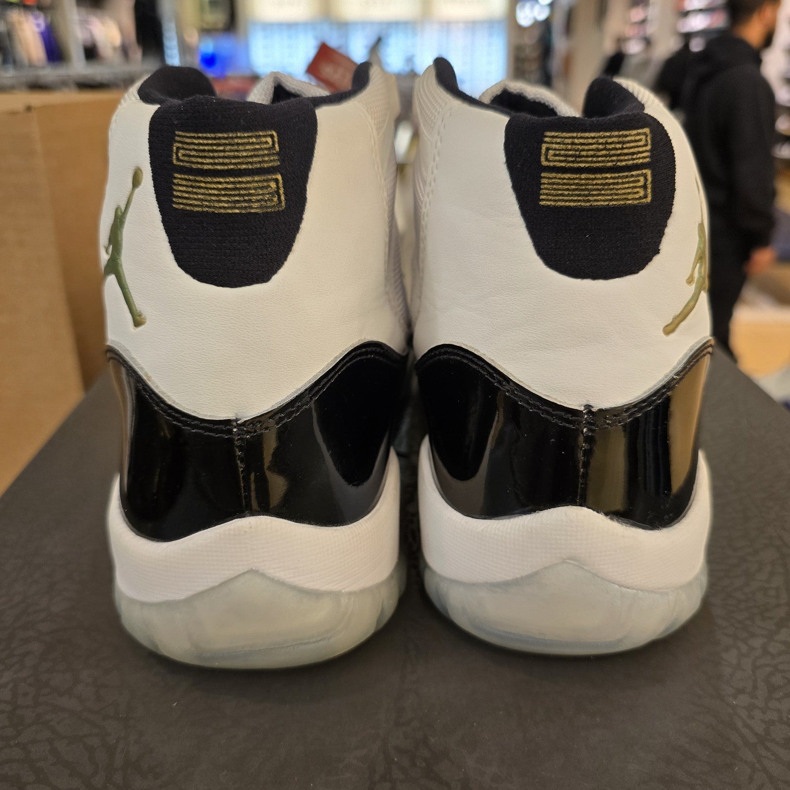 Size 10.5 - Air Jordan 11 Retro Concord - Defining Moments Pack