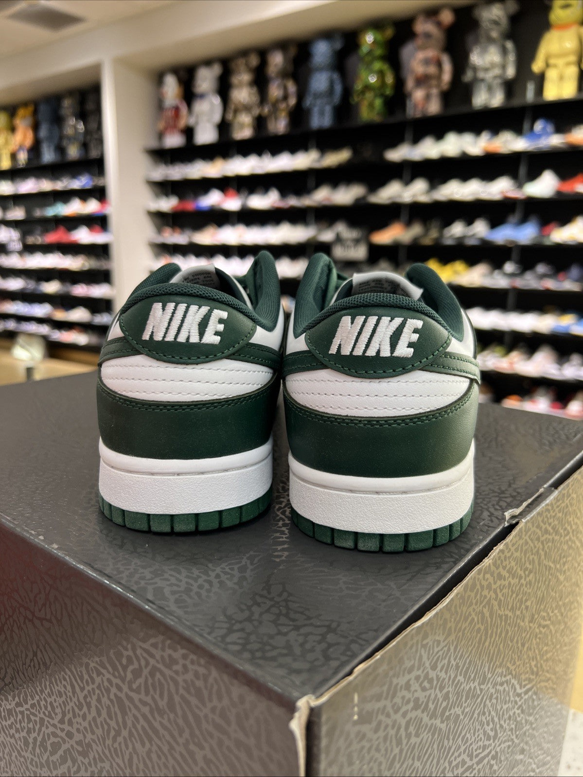 Nike Dunk Low Michigan State Sz 9.5