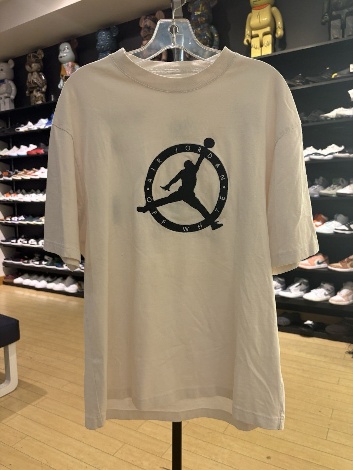 OFF-WHITE x Jordan T-shirt (Asia Sizing) White Size Large 