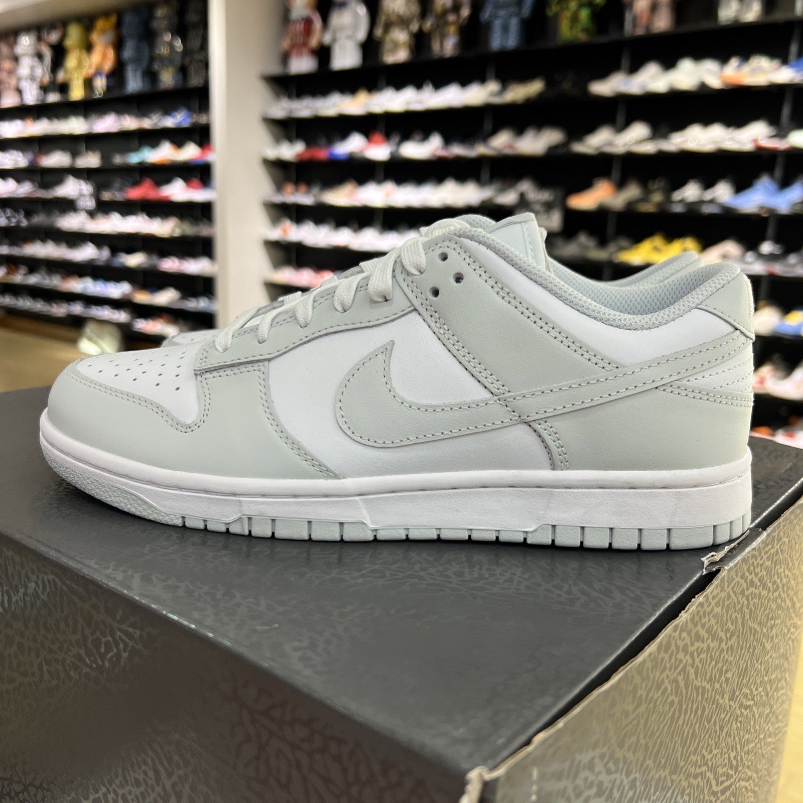 Nike Dunk Low Photon Dust Grey White Womens Sz 9.5