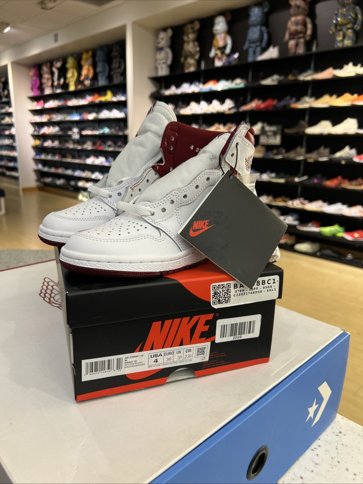 Air Jordan 1 Retro '85 OG High Metallic Burgundy 2024 Sz 4Y