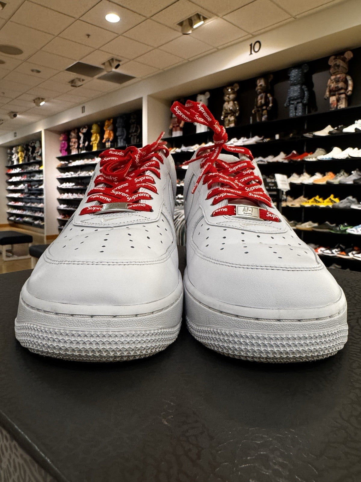 Nike Air Force 1 x Supreme Low Box Logo White Size 10.5