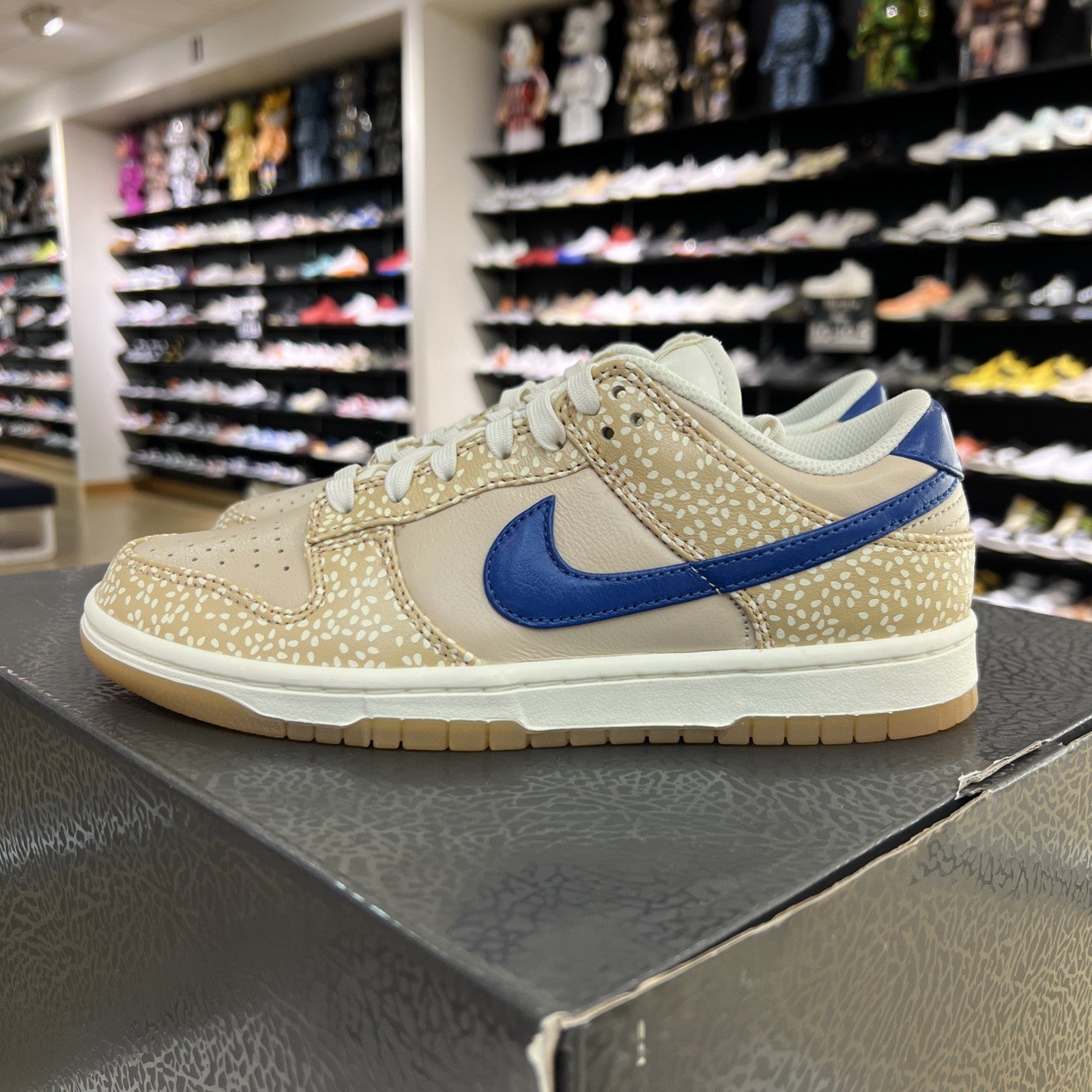 Nike Dunk Low Montreal Bagel Sesame Sz 7