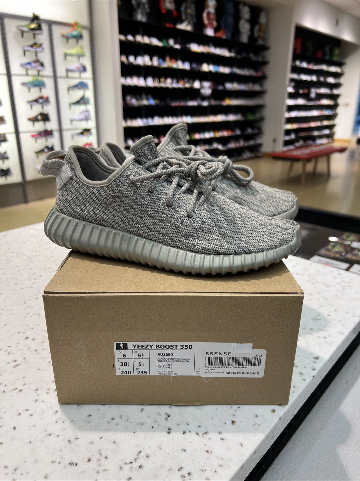 adidas Yeezy Boost 350 V1 Moonrock Grey AQ2660 Sz 6 USED