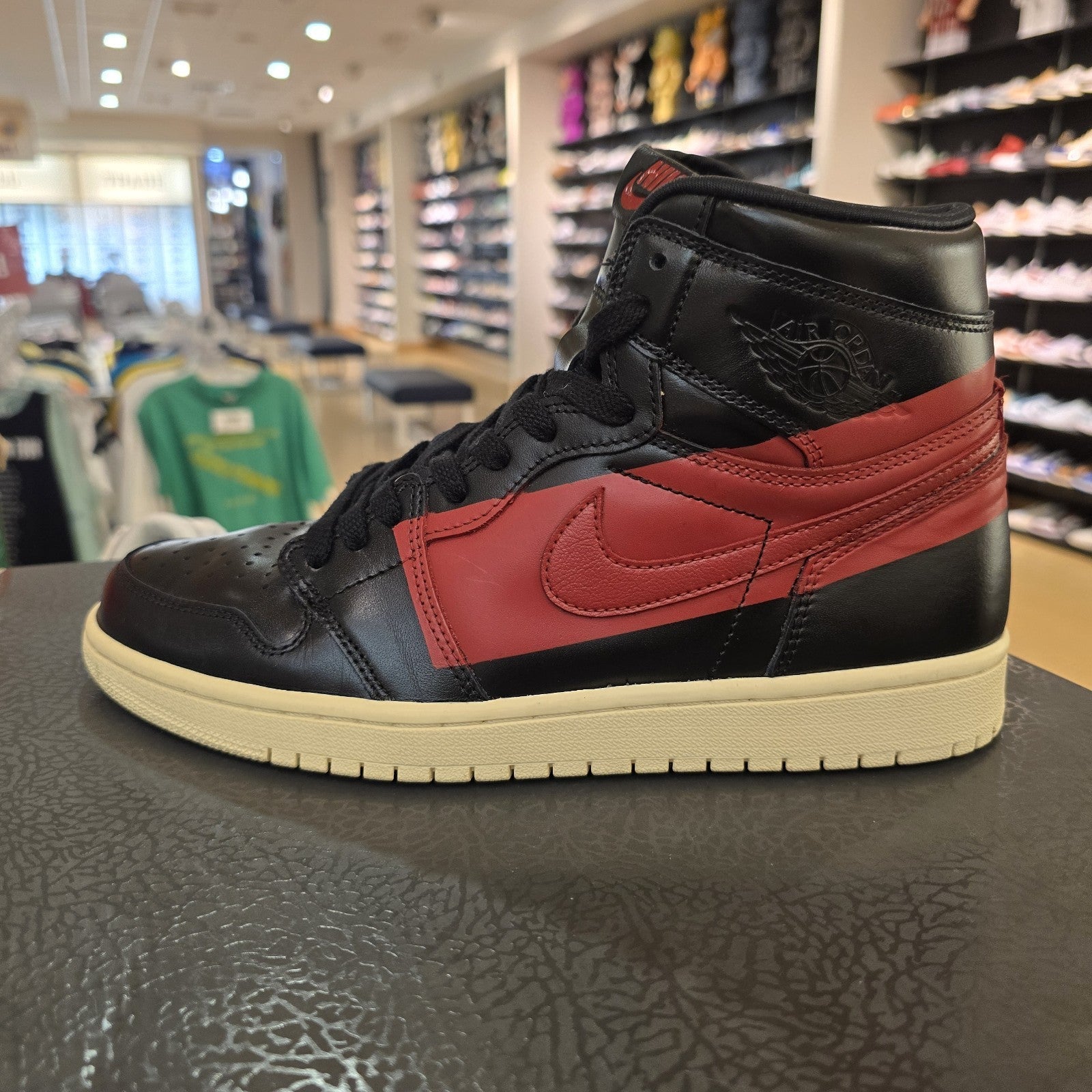 Size 9.5 - Air Jordan 1 Retro OG High Couture