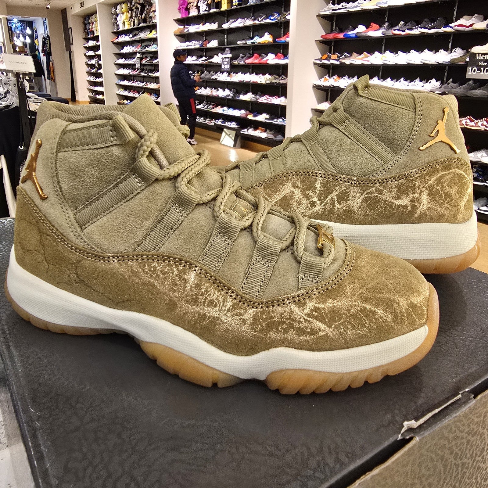 Size 7 - Air Jordan 11 Retro Neutral Olive Lux Women's AR0715-200