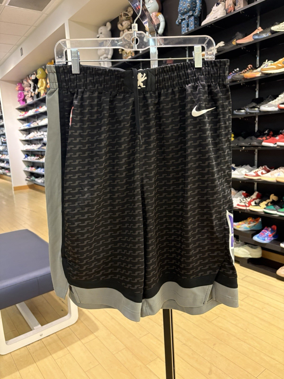 Sacramento Kings Nike Swingman Shorts Mens Large Black NBA Basketball Size 40