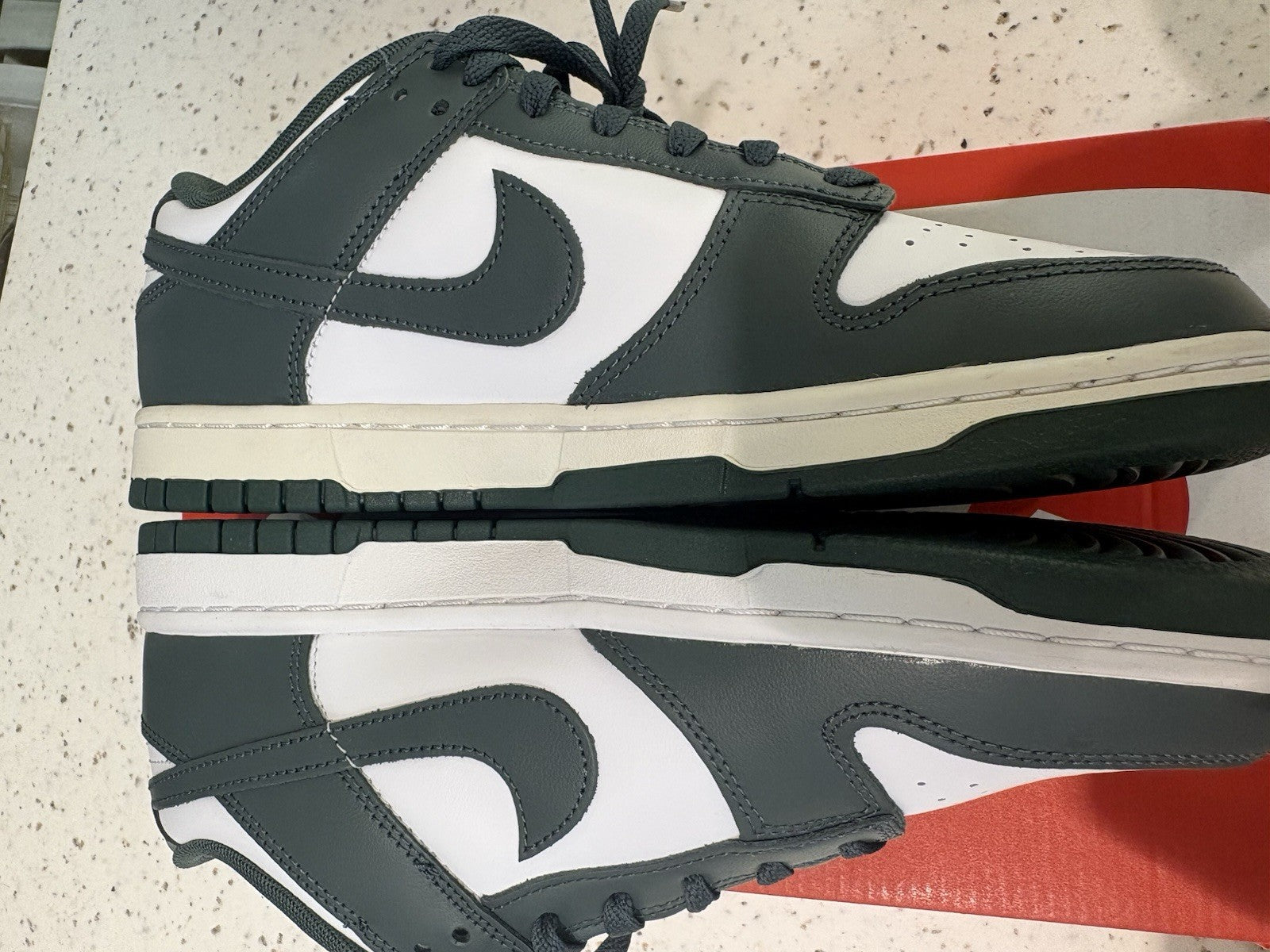 Nike Dunk Low Vintage Green Size 8.5 DEFECT