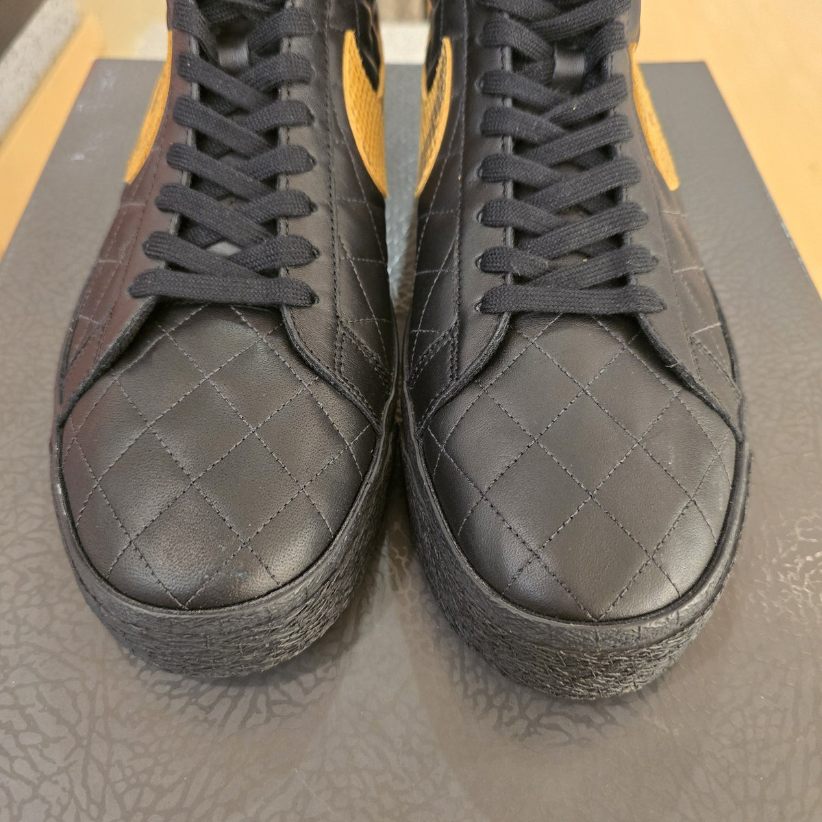 Size 12 - Supreme x Nike Zoom Blazer QS SB Mid Black Snakeskin