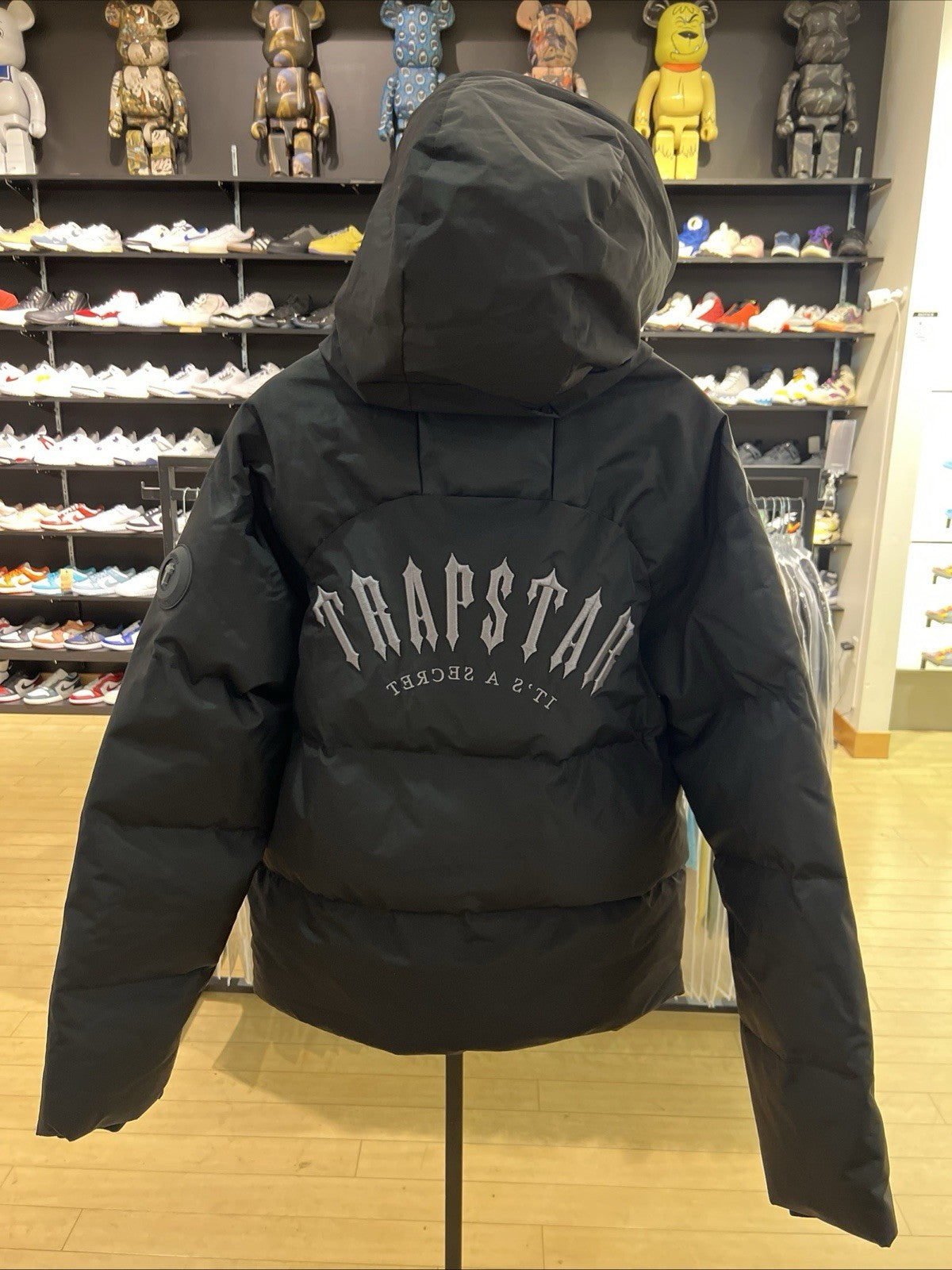 Trapstar Decoded Arch Puffer Jacket Black Sz M