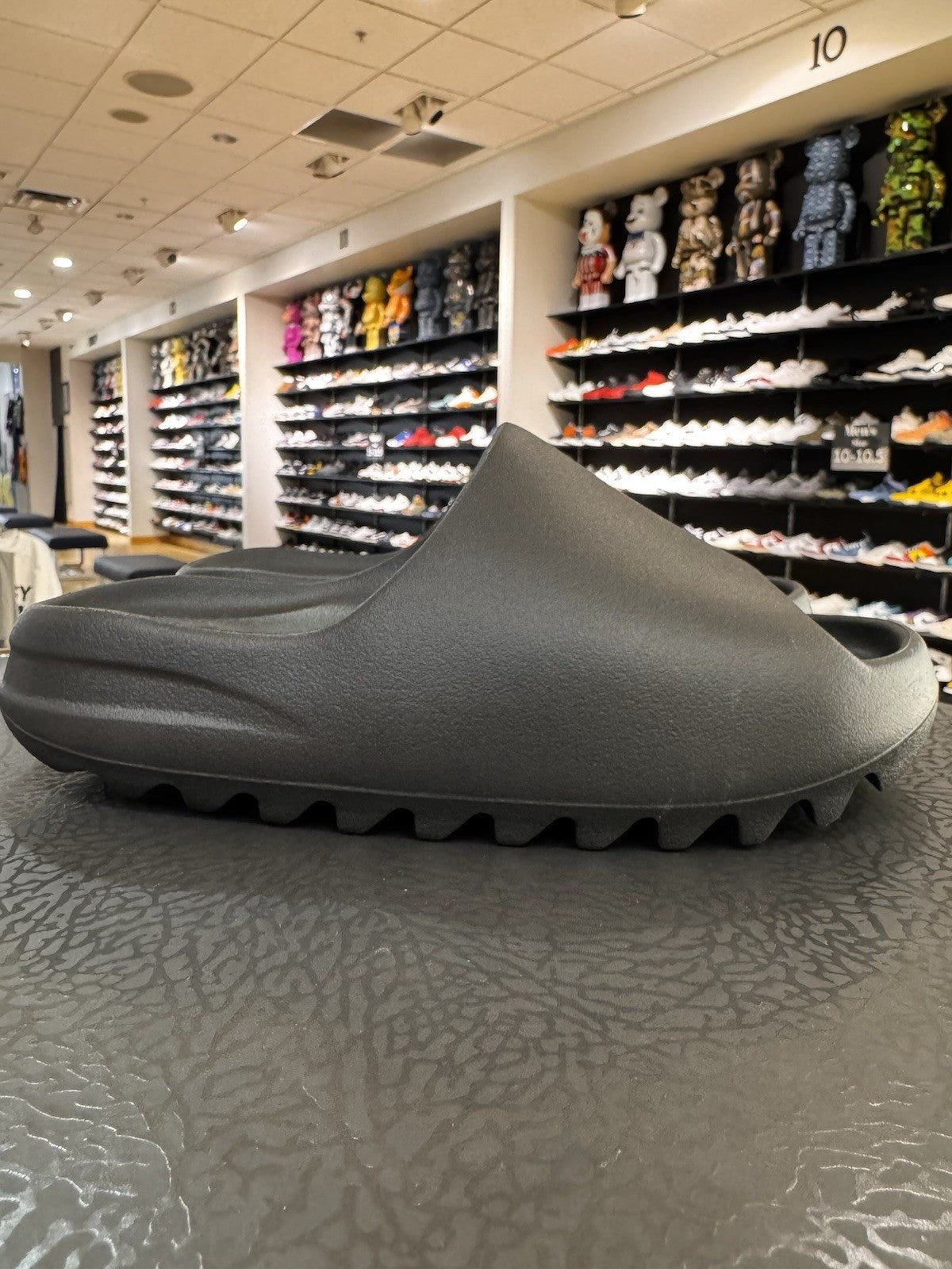 Adidas Yeezy Slide Onyx US Size 7