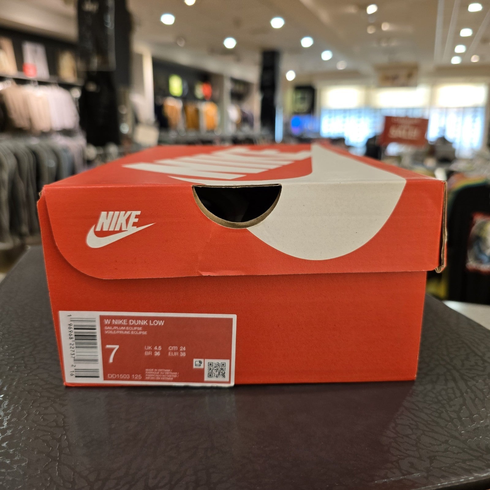 Size 7 - Nike Dunk Low Diffused Taupe Women's 