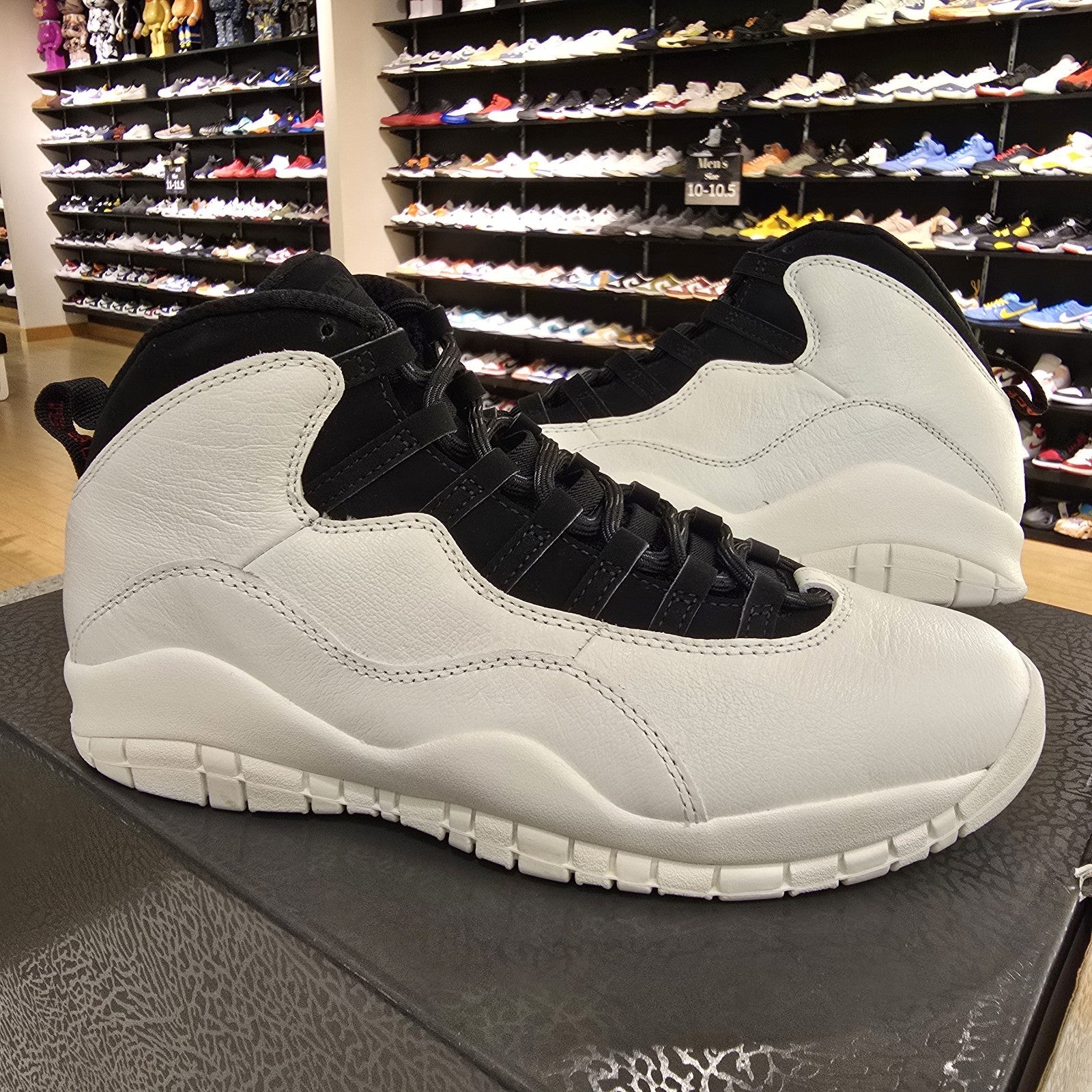 Size 10 - Air Jordan 10 Retro I'm Back 310805-104